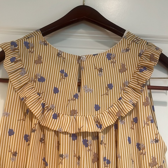 Minueto striped tiered sleeveless dress. - Picture 6 of 8